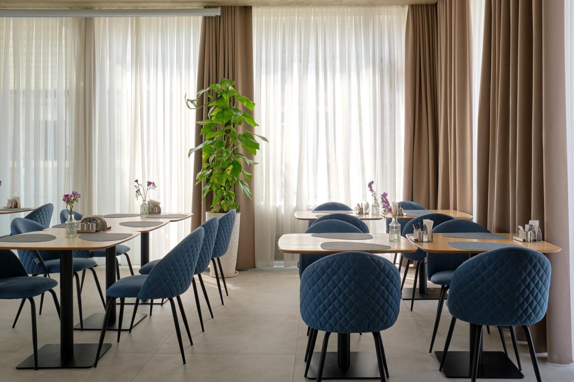 Stylo Residences & Suites Tashkent Exterior photo